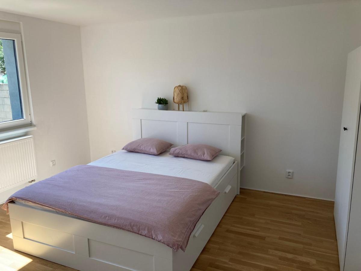 Apartman Maay Hlohovec Zewnętrze zdjęcie